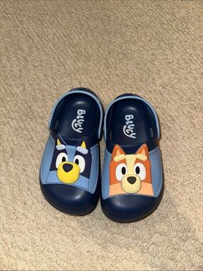 Bluey Character Clog Sandals - Blue and Light Blue
